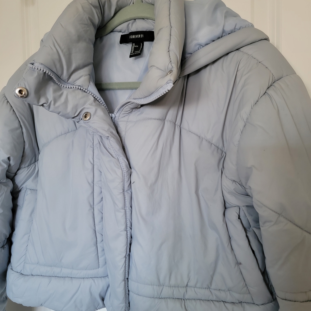 Forever 21  Light Blue Cropped Puffer Jacket - Picture 2 of 4